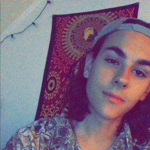 Meet your Posher, Caleb